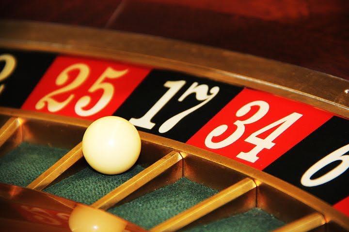 Play Gambling games + 400 Game