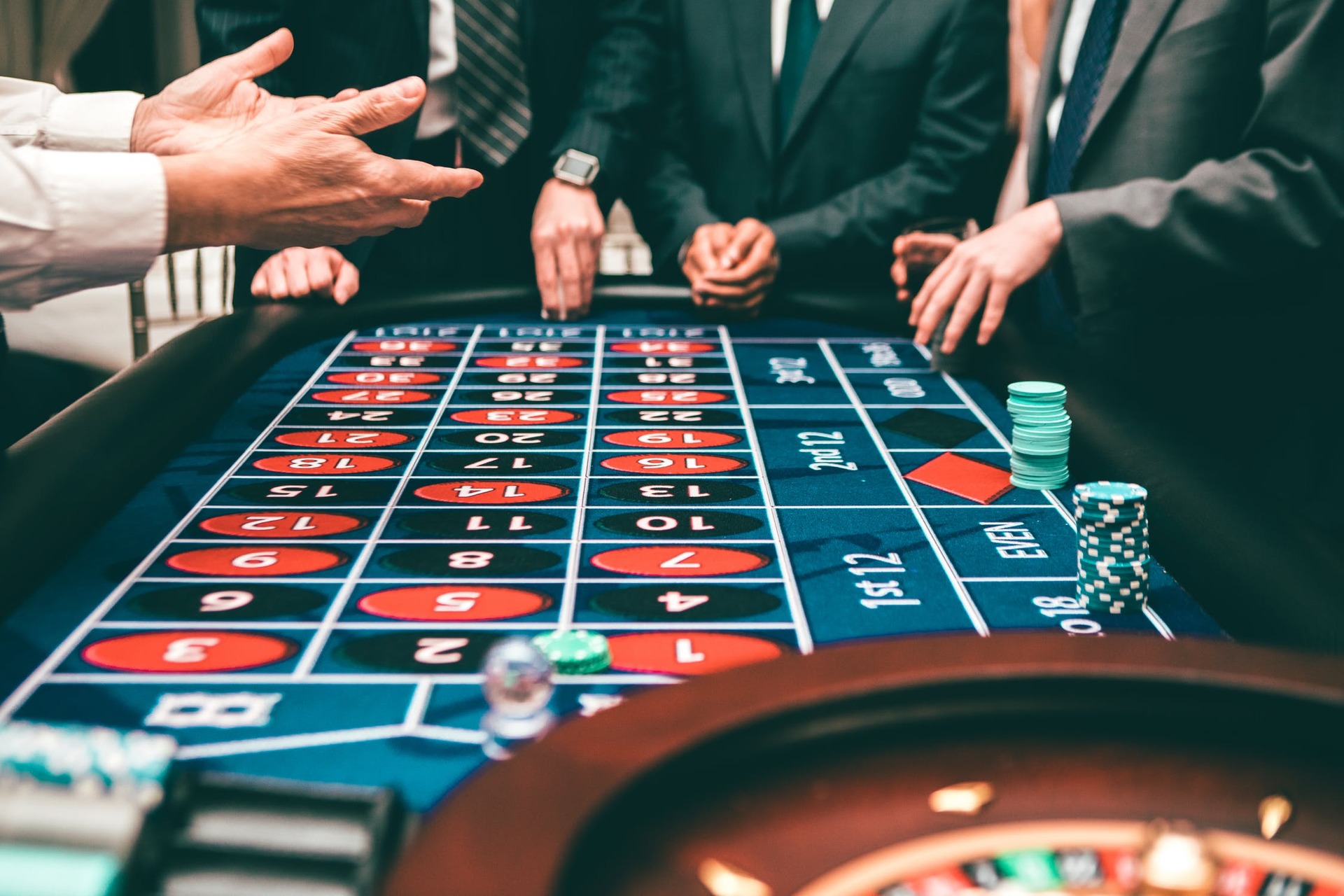 Online Česko nabízí Vegas Casino Online: Mobilní hraní, Free Spiny Admiral freebet a bonusy.